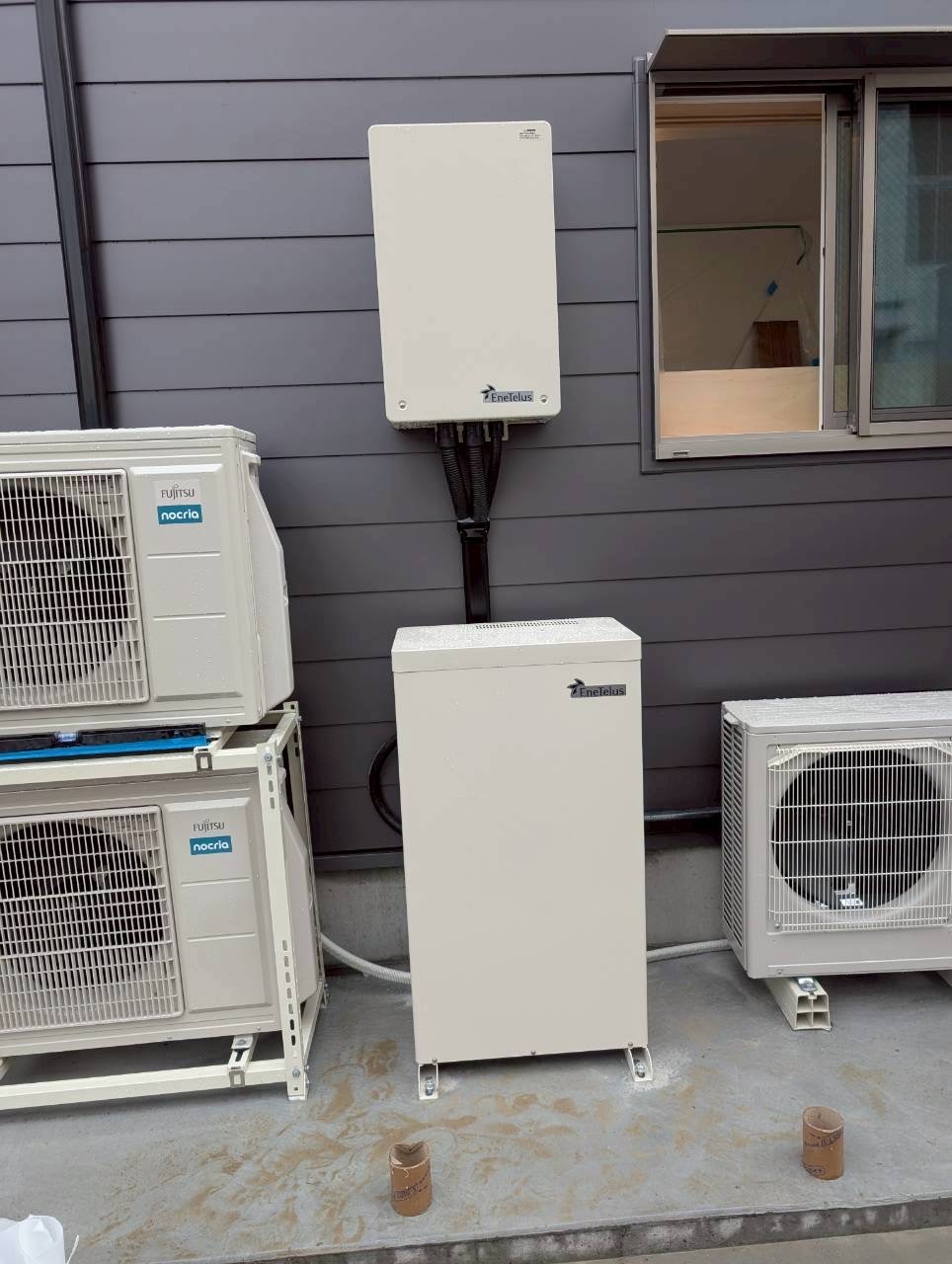 D0BD25DA-B6E7-4751-983B-27E7D68EA099